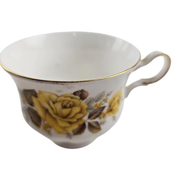 Royal China Queen Anne Teacup and Saucer Yellow Rose Floral Gold Trim England - Picture 8 of 8